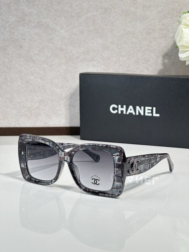 CHNL Sunglasses AAAA-6525