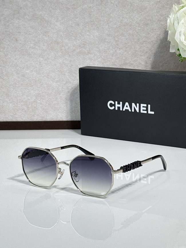 CHNL Sunglasses AAAA-6402