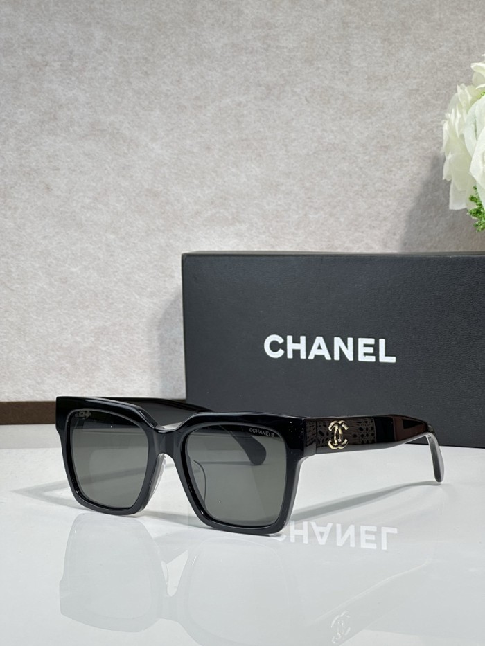 CHNL Sunglasses AAAA-6442