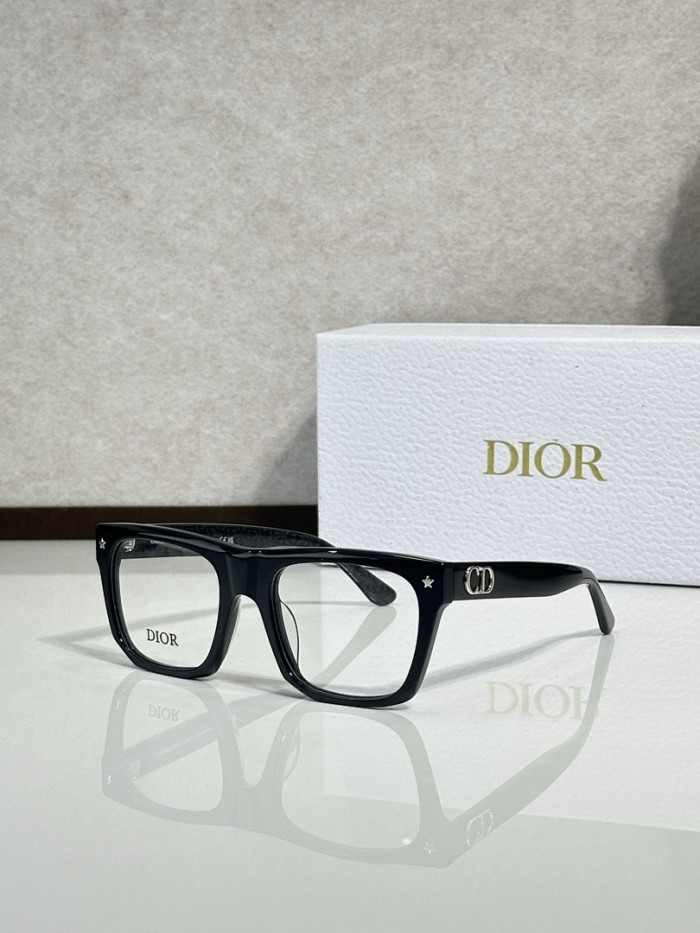 Dior Sunglasses AAAA-4636