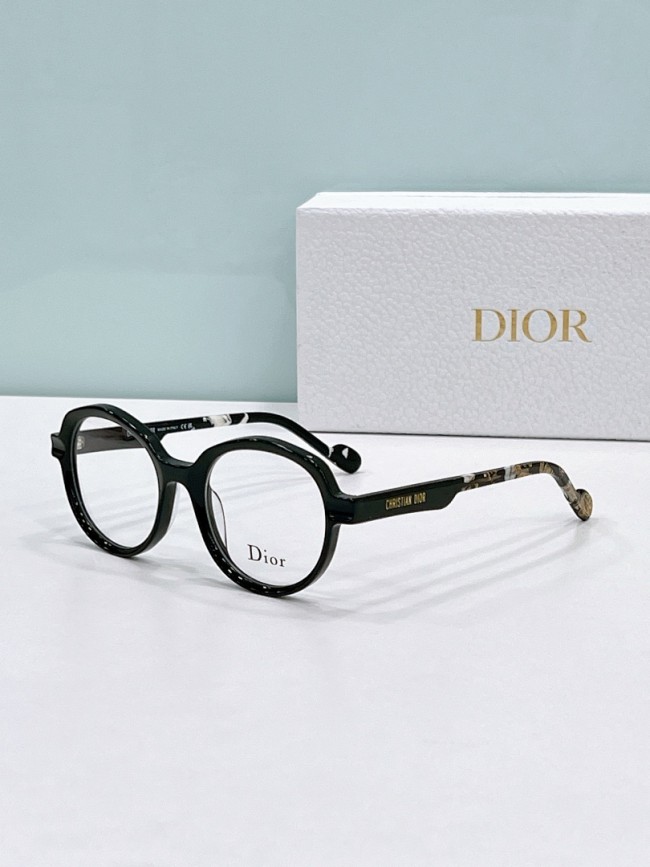 Dior Sunglasses AAAA-4535