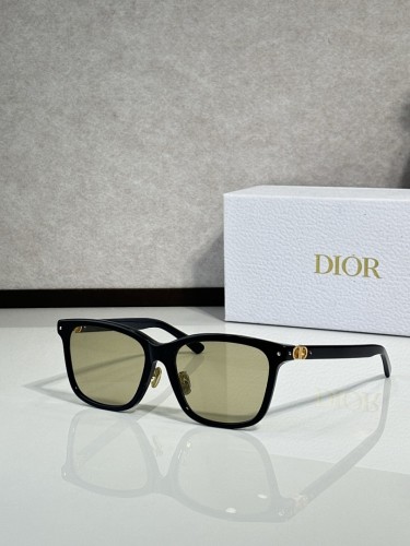 Dior Sunglasses AAAA-4469