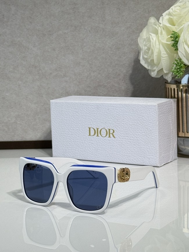 Dior Sunglasses AAAA-4653