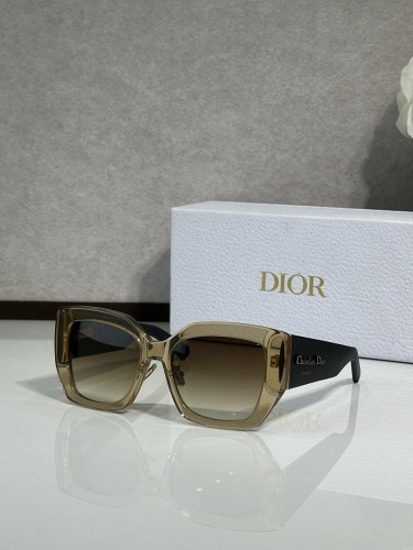 Dior Sunglasses AAAA-4618