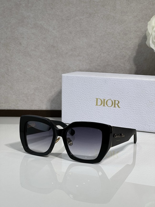Dior Sunglasses AAAA-4613