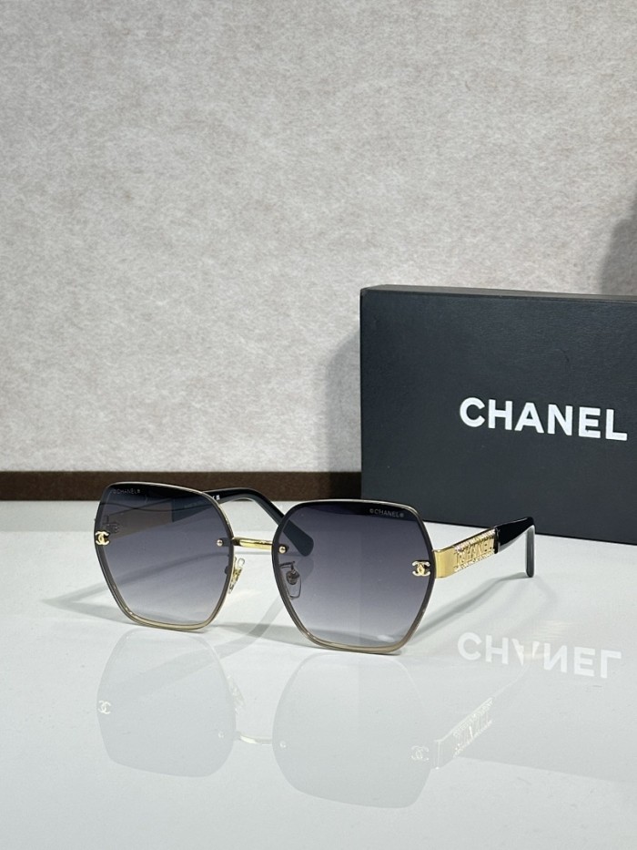 CHNL Sunglasses AAAA-6690