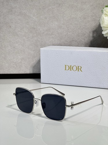 Dior Sunglasses AAAA-4604