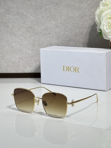 Dior Sunglasses AAAA-4564