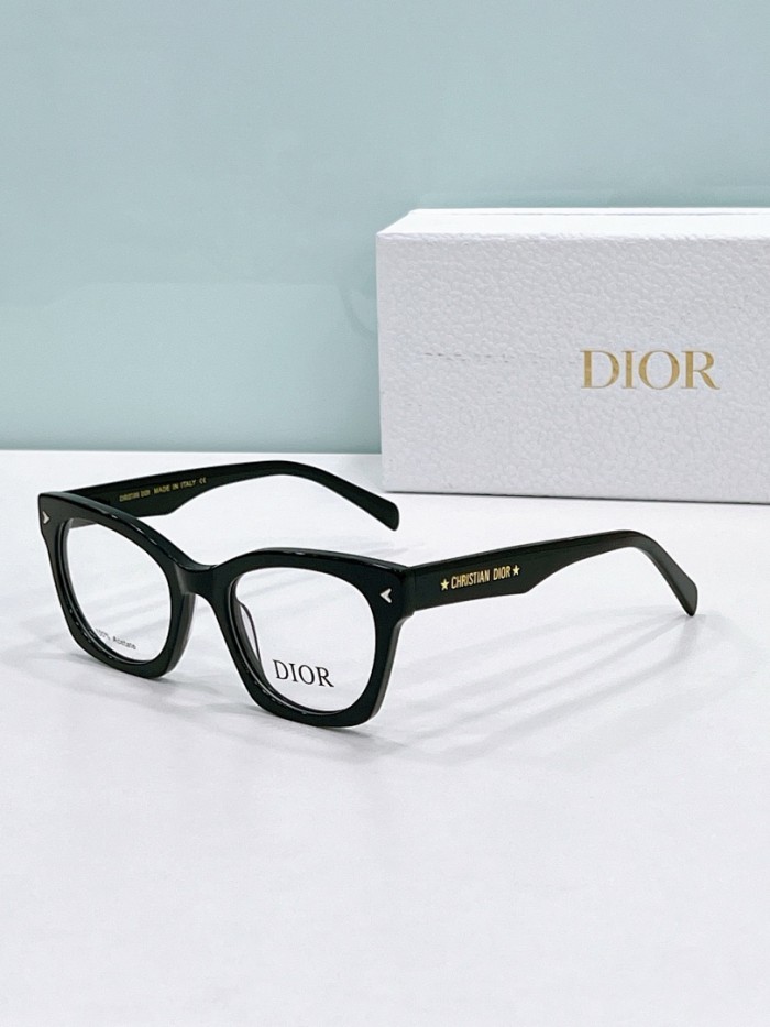 Dior Sunglasses AAAA-4537