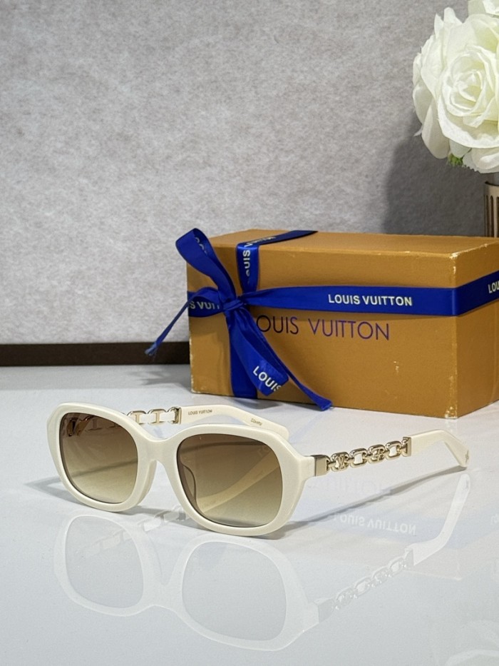 LV Sunglasses AAAA-7520