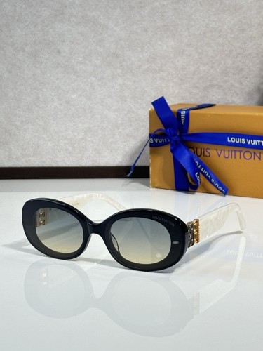LV Sunglasses AAAA-7315