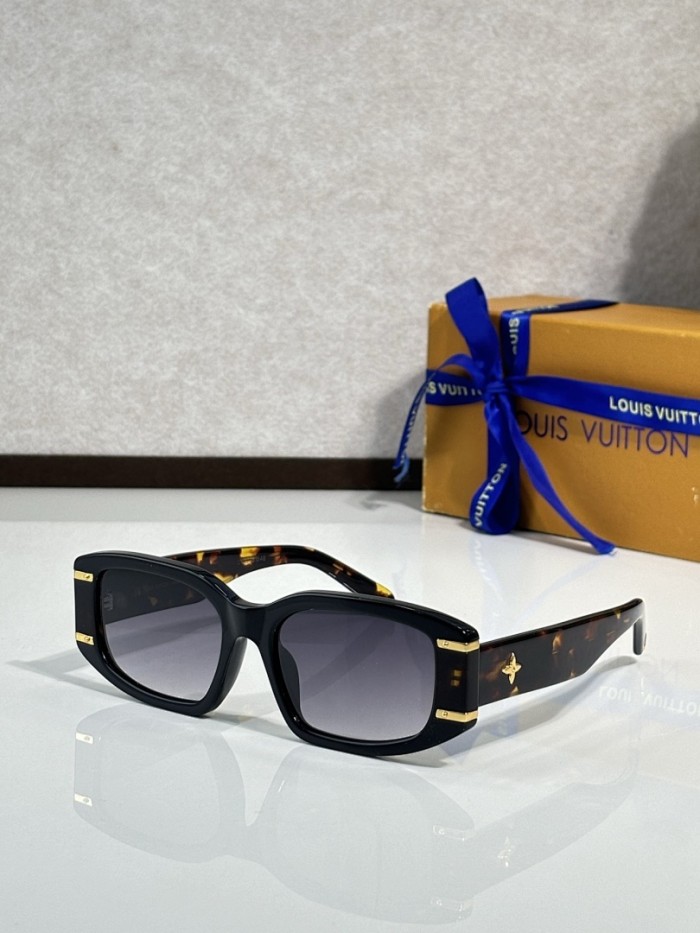 LV Sunglasses AAAA-7069