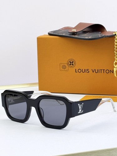LV Sunglasses AAAA-7424