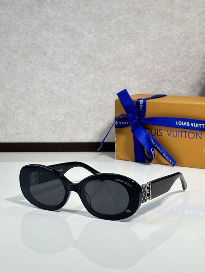 LV Sunglasses AAAA-7314