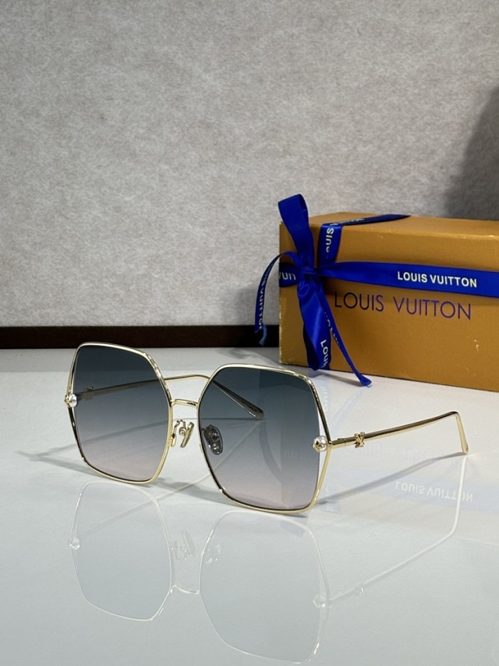 LV Sunglasses AAAA-7126