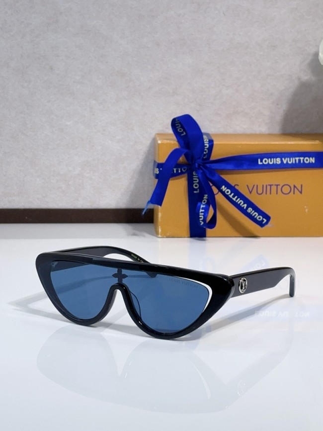 LV Sunglasses AAAA-7039