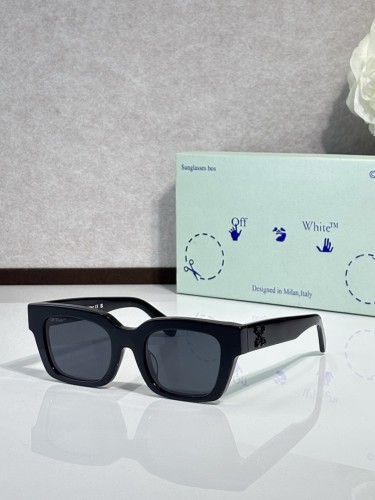 Off white Sunglasses AAAA-1011