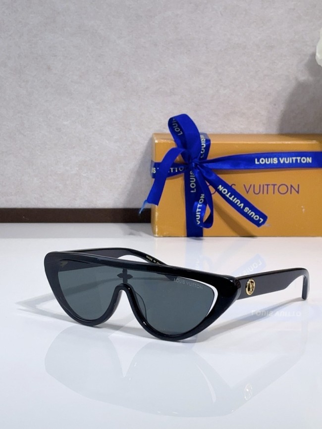 LV Sunglasses AAAA-7042