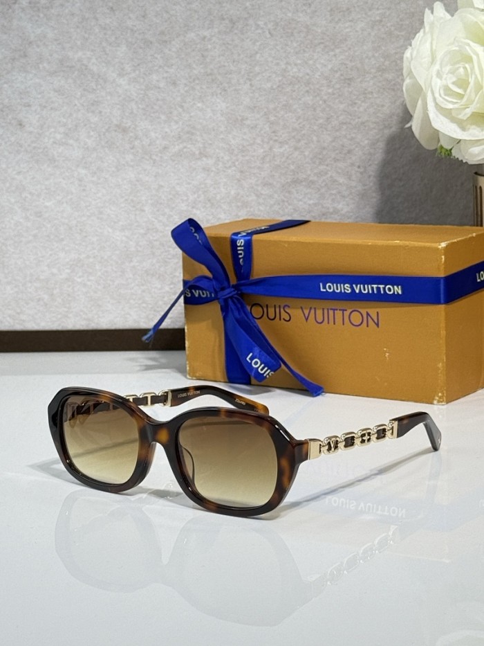 LV Sunglasses AAAA-7521
