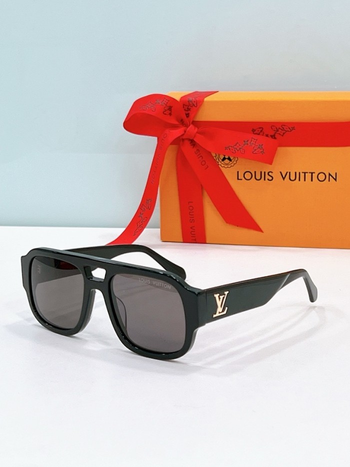 LV Sunglasses AAAA-7252