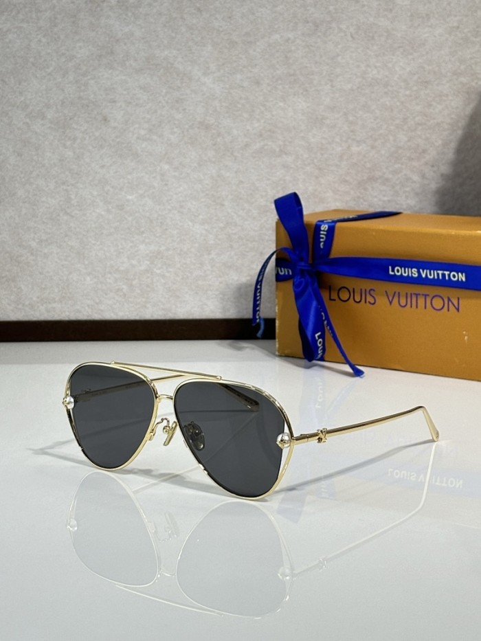 LV Sunglasses AAAA-7145