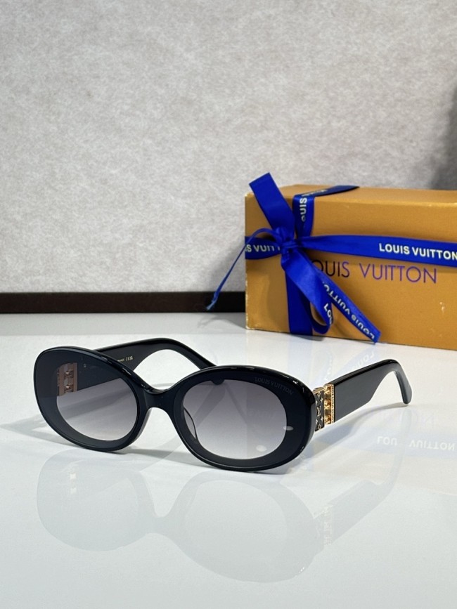 LV Sunglasses AAAA-7313