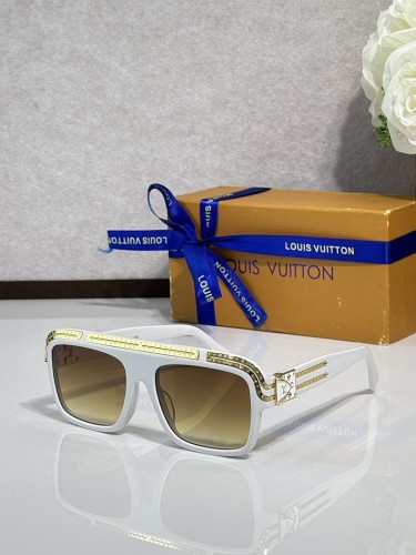 LV Sunglasses AAAA-7367