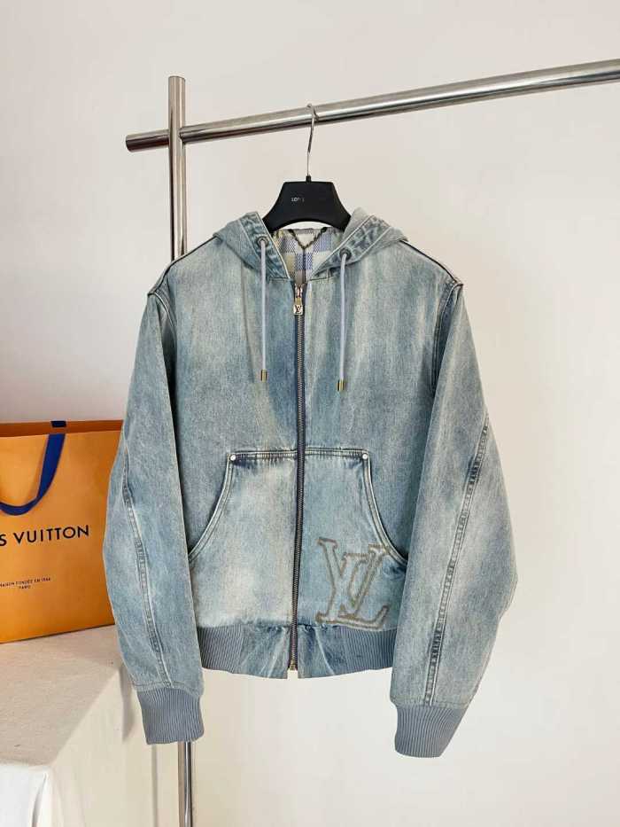 LV Jacket High End Quality-611