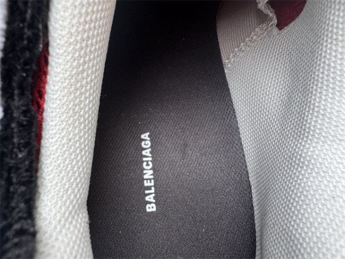 B 17FW Tripe-S High End Sneaker-691