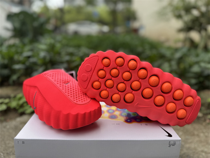 Nike Mind 001 Slide Solar Red