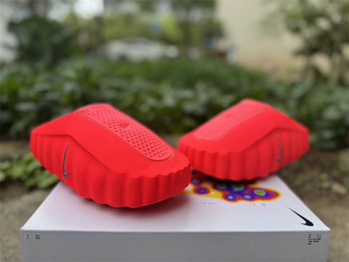 Nike Mind 001 Slide Solar Red