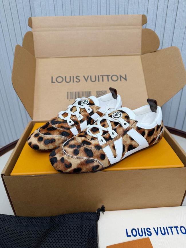LV Women Shoes 1：1 Quality-1234