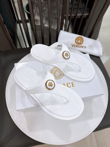 Versace women slippers AAA-101