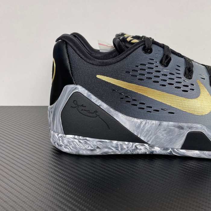 Authentic Nike Kobe 9 EM Low Protro Mambacita
