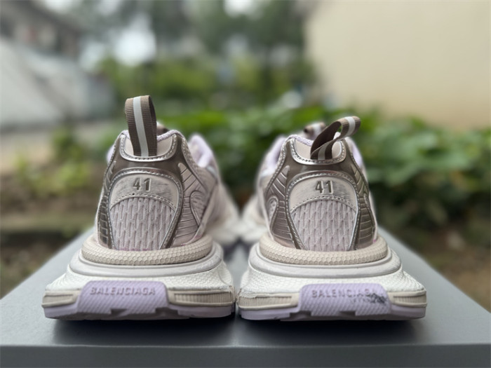 B 17FW Tripe-S High End Sneaker-705