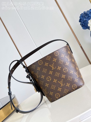 LV High End Quality Bag-2493