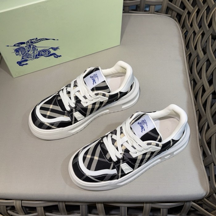 Super Max Burberry Shoes-066