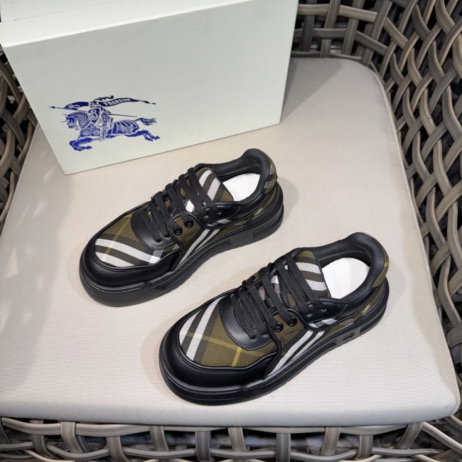 Super Max Burberry Shoes-064
