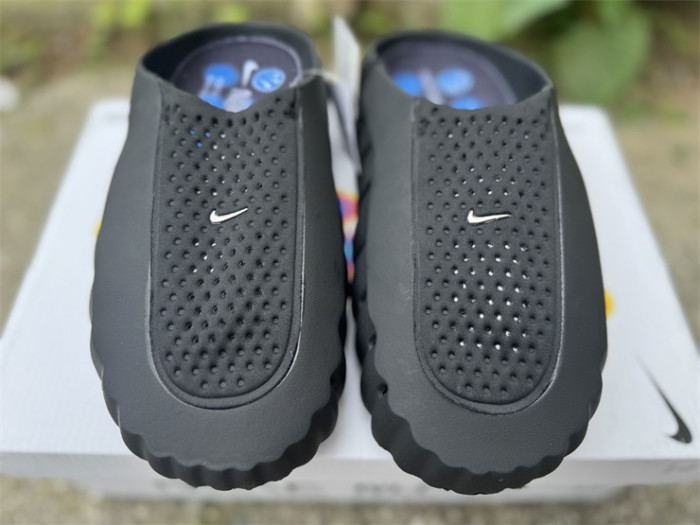 Nike Mind 001  Pregame Mules (fit small)