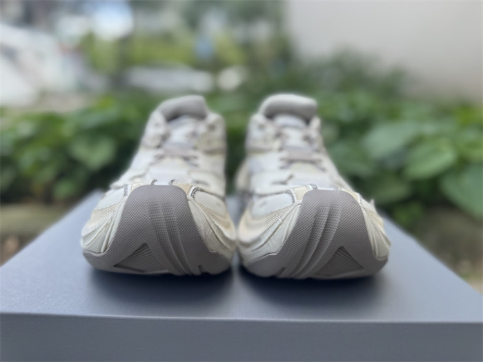 B 17FW Tripe-S High End Sneaker-714