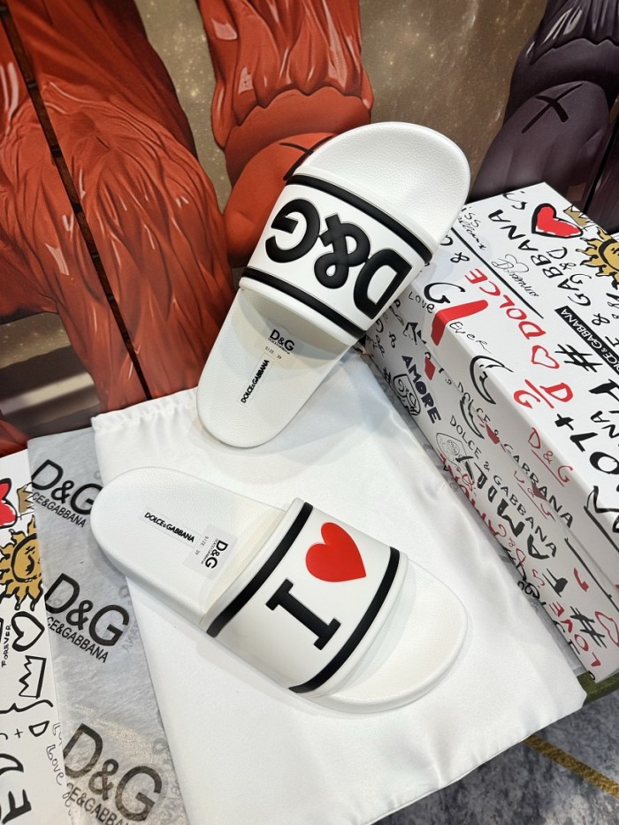 DG men slippers AAA-095