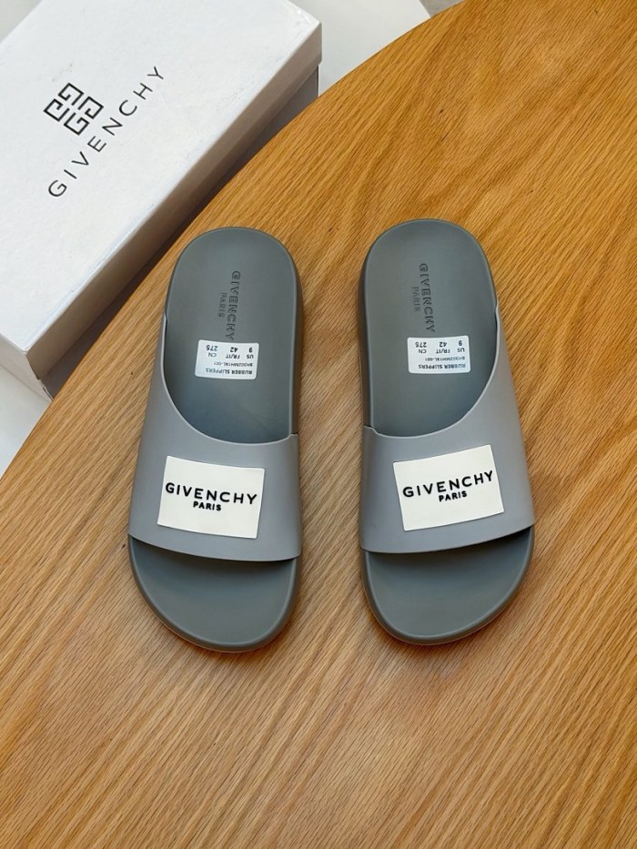 Givenchy men slippers AAA-084