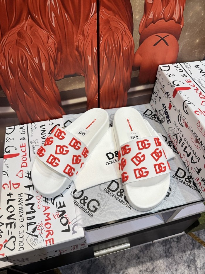 DG men slippers AAA-090