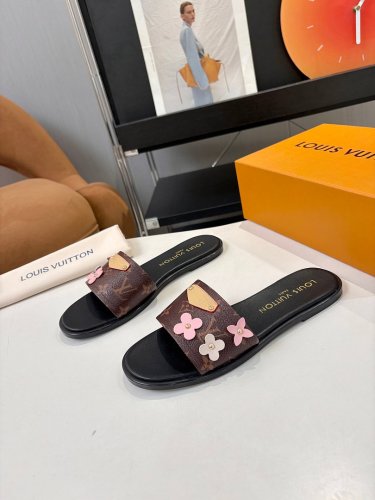 LV women Sandals 1：1 Quality-1176