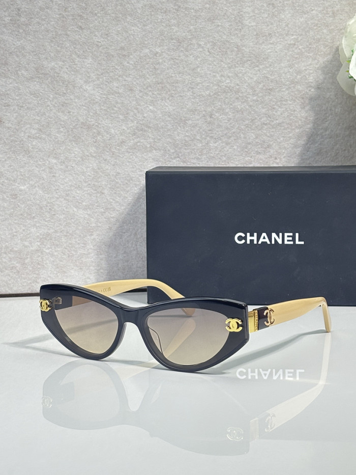 CHNL Sunglasses AAAA-7557