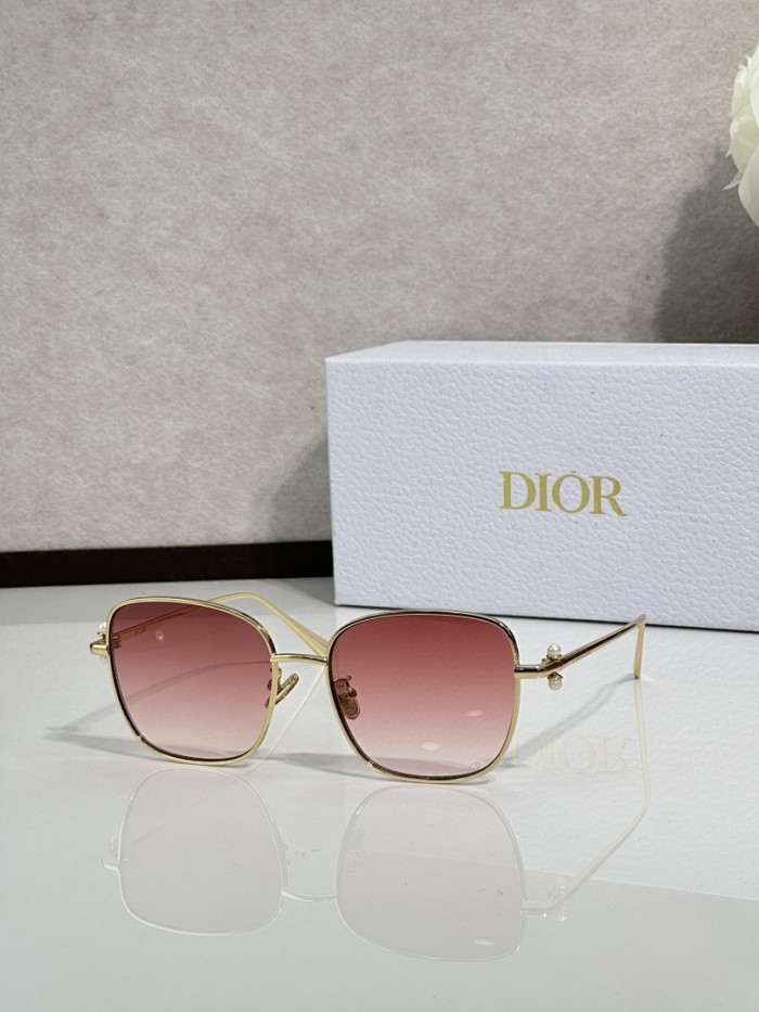 Dior Sunglasses AAAA-4718