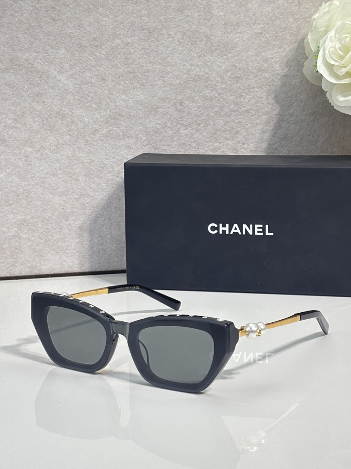 CHNL Sunglasses AAAA-7550