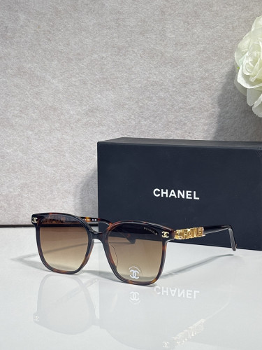 CHNL Sunglasses AAAA-7375