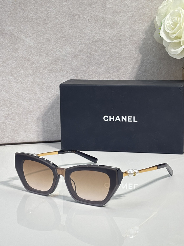 CHNL Sunglasses AAAA-7545