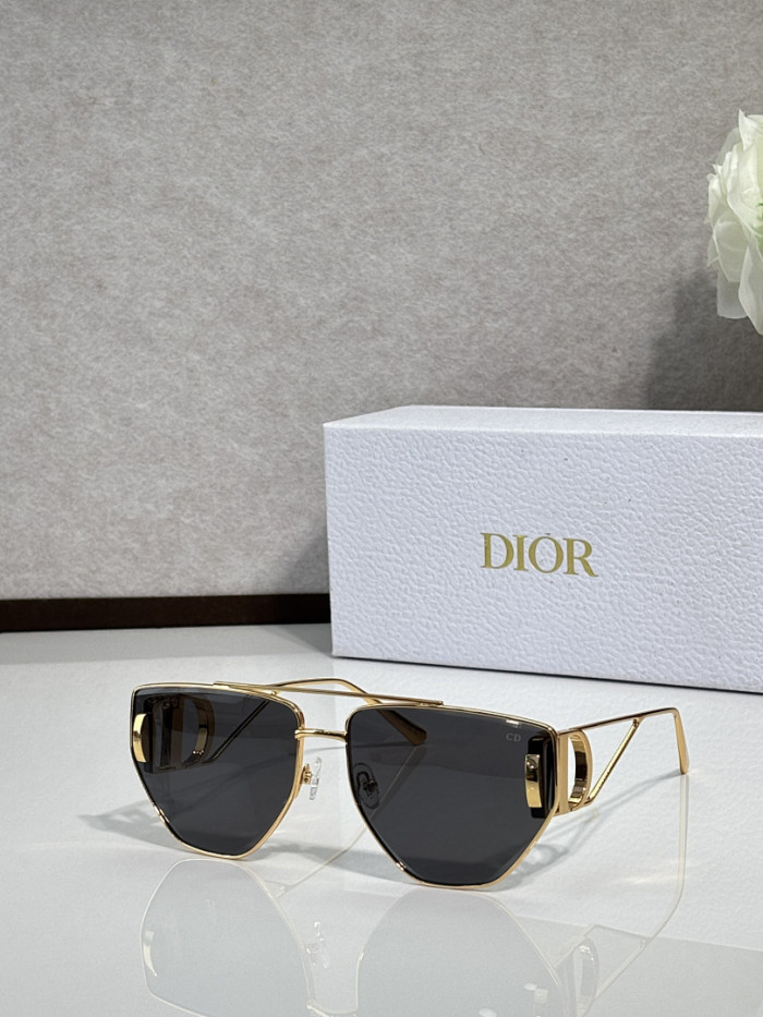 Dior Sunglasses AAAA-4784